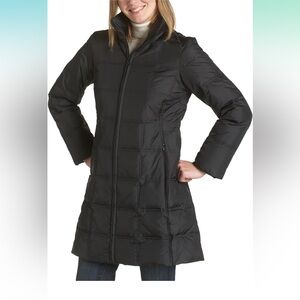 Andrew Mark Marc New York women’s sled jacket.  Black. Size small.